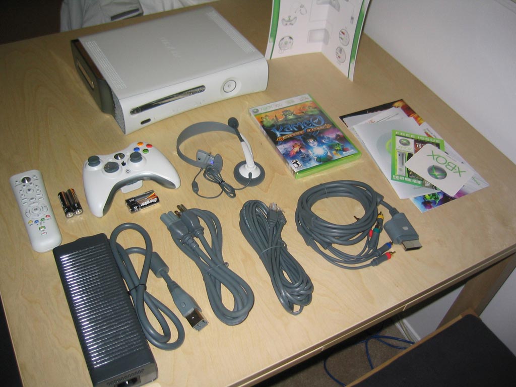 what comes with an xbox 360