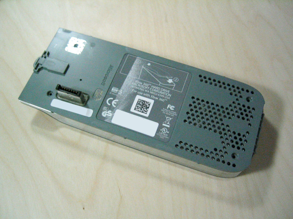 disassembling the xbox 360 hdd - inside microsoft's xbox 360