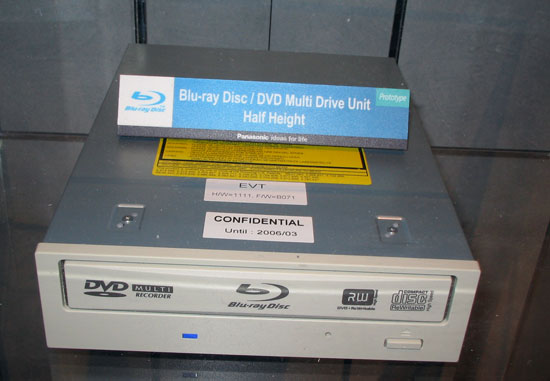 Blu Ray Pc Drives Ces 06 Day 2 Blu Ray Hd Dvd Purevideo H 264 Viiv Centrino Duo And A Lot More