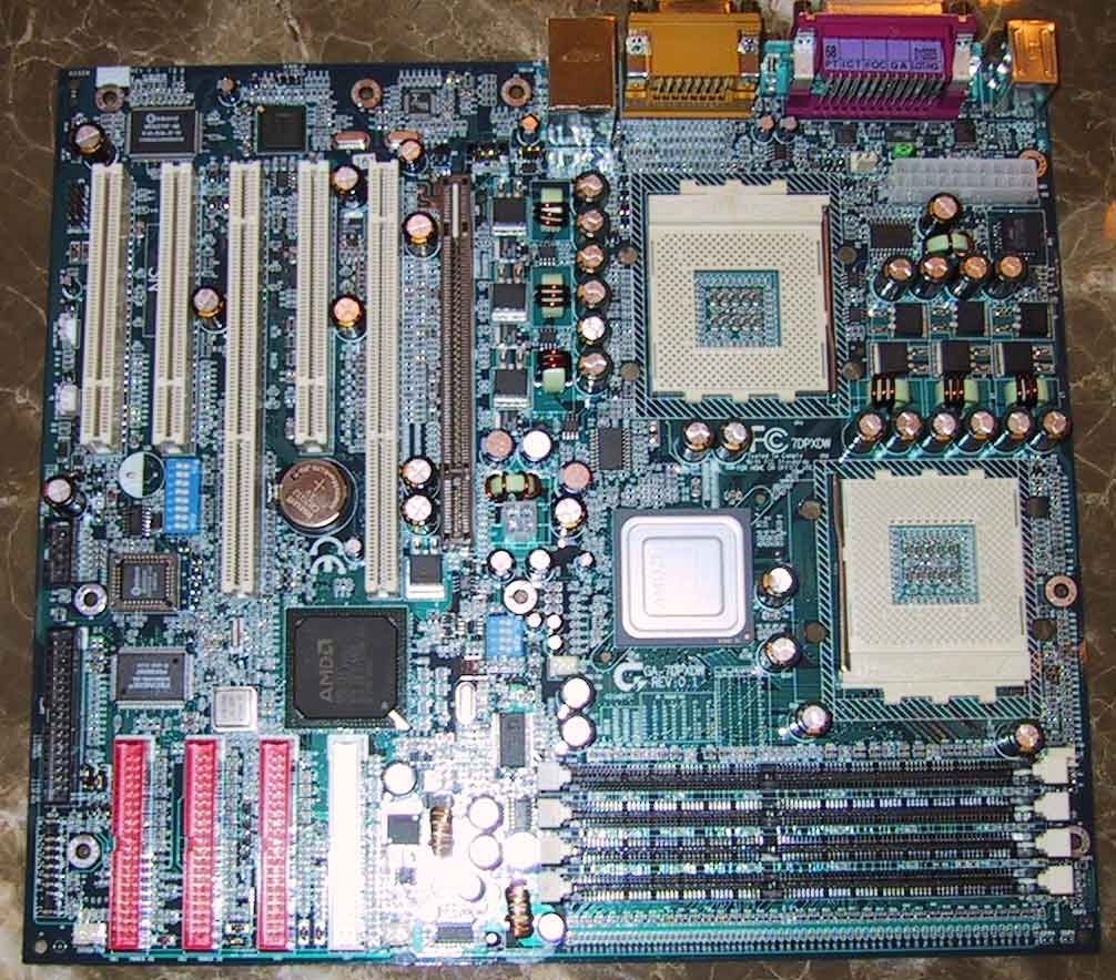 Gigabyte - The Real Surprise - Motherboards in 2002: Preview from Comdex