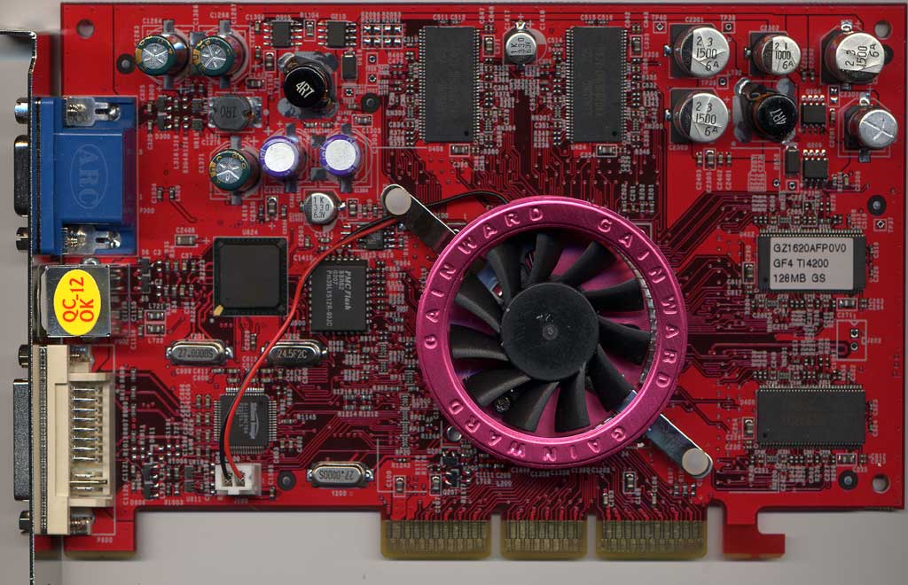 GeForce3 - Gainward GeForce4 Ti 4200 